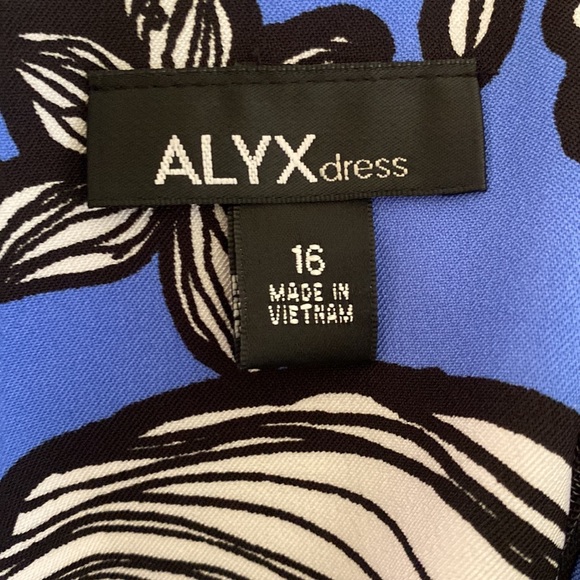 Womans size 16 Alyx dress NWT - Picture 9 of 10